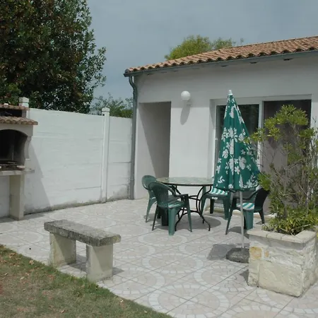 Beach Side Ile De Re 公寓